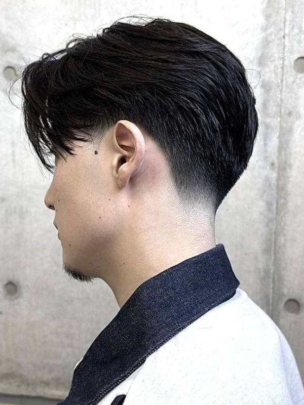 Asian Low Taper Fade Middle Part
