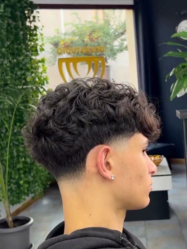 Fluffy Low Taper Fade Straight Hair