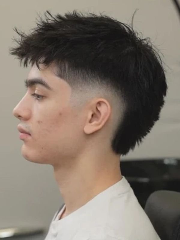 Mid Taper Fade straight hair