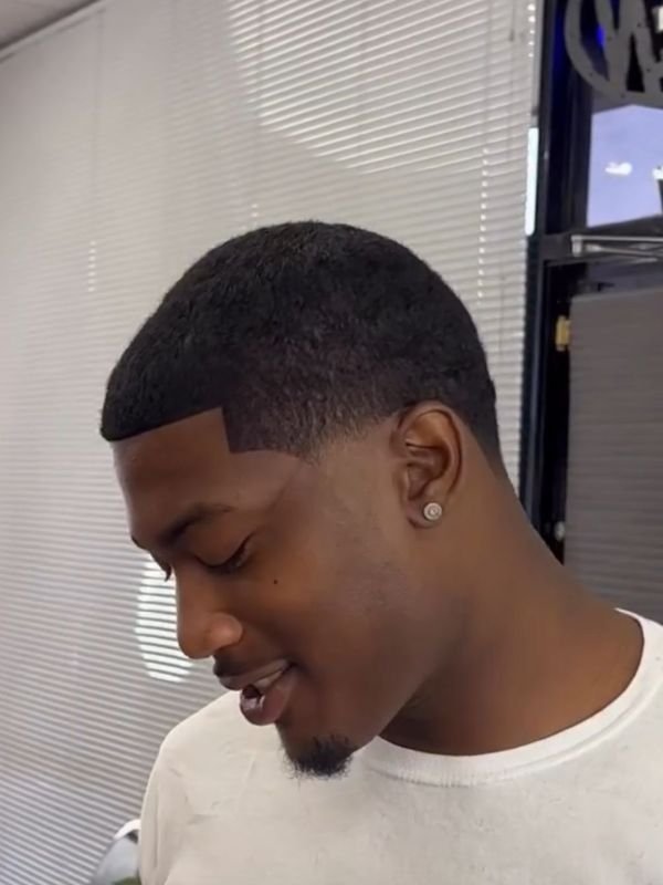Skin Fade Low Taper Fade Buzz Cut