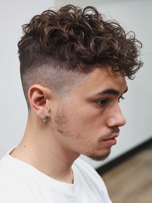 Textured Fringe Low Taper Fade